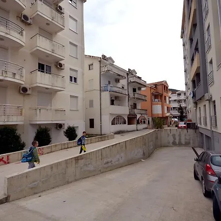 Apartamento Quince Budva